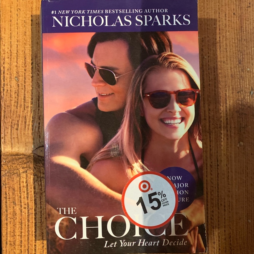 Books - Picture 4 of 8